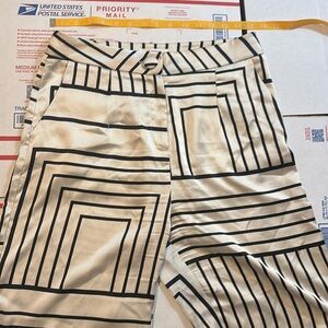 4th & Reckless Silky Satin-y Geometric Pants WITH TWO FRONT POCKETS
